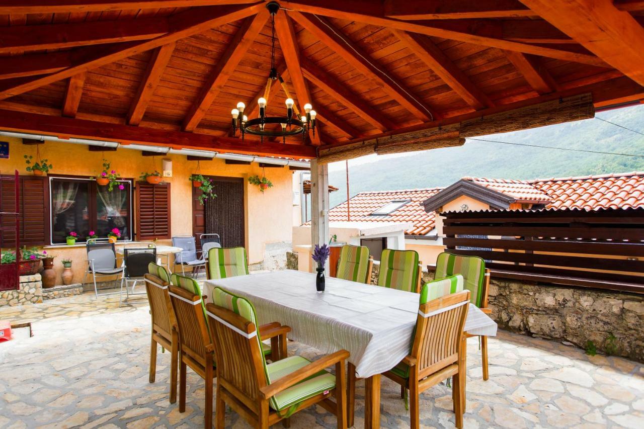 Holiday Homes Mirjana Mošćenička Draga Exterior foto