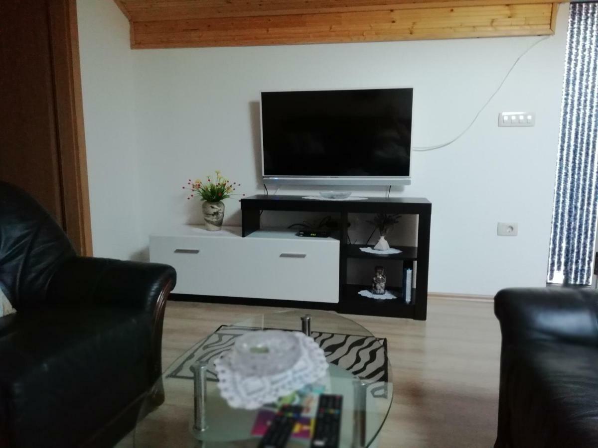 Holiday Homes Mirjana Mošćenička Draga Exterior foto